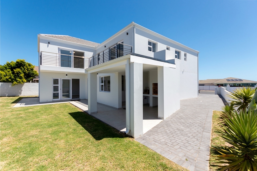 3 Bedroom Property for Sale in Country Club Western Cape